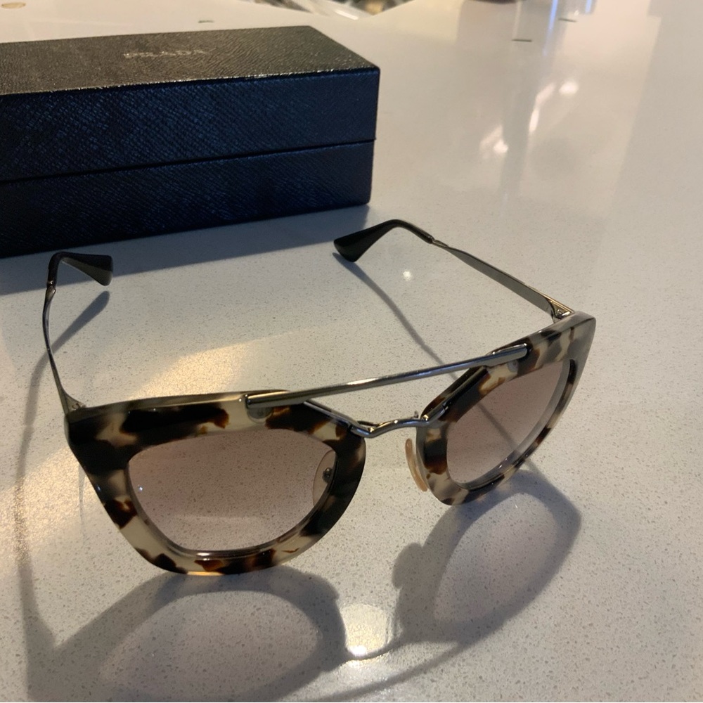 Prada Brown Cat-Eye Sunglasses with Tortoiseshell Frame
